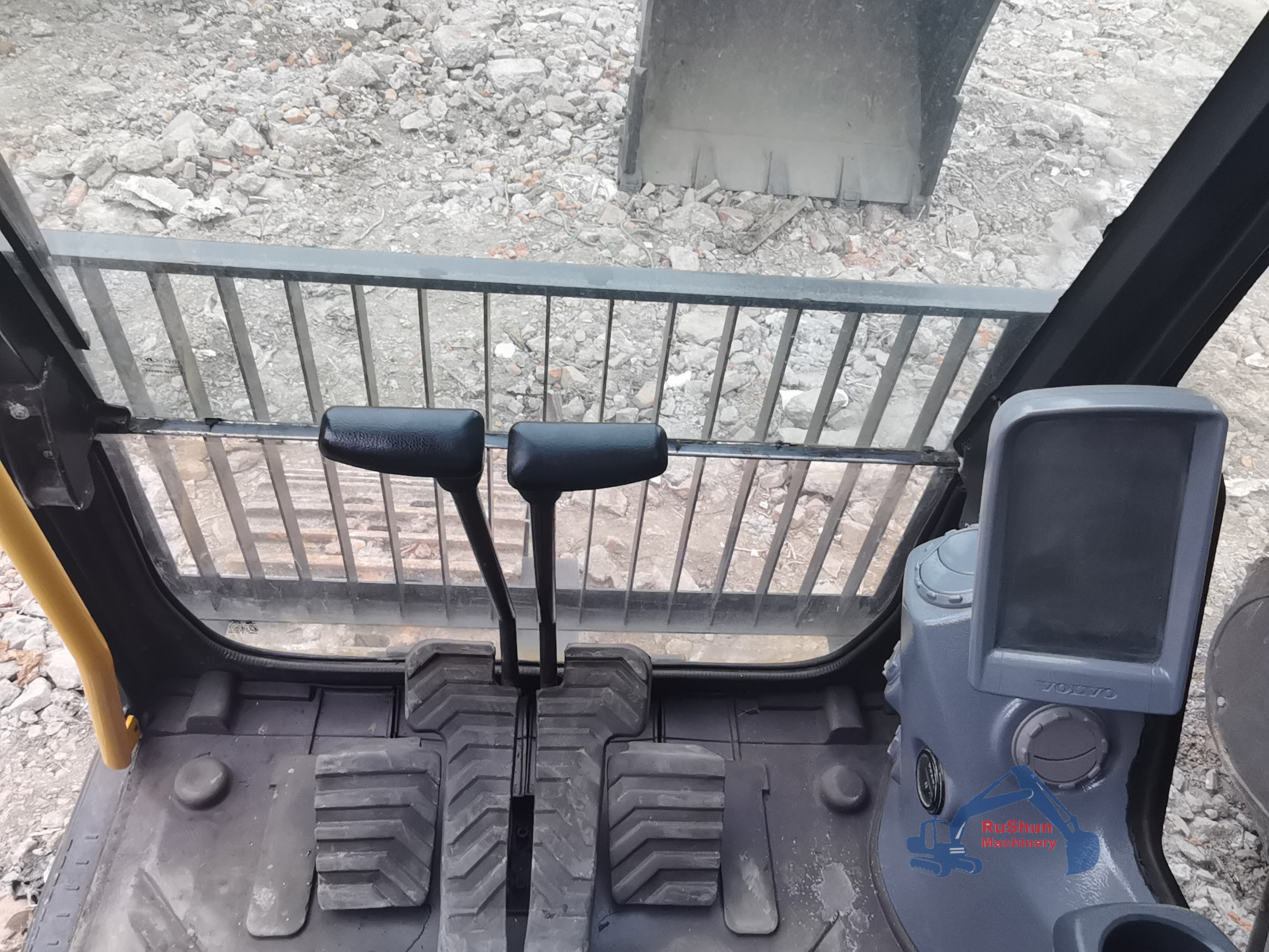 Used VOLVO EC480D  Excavator