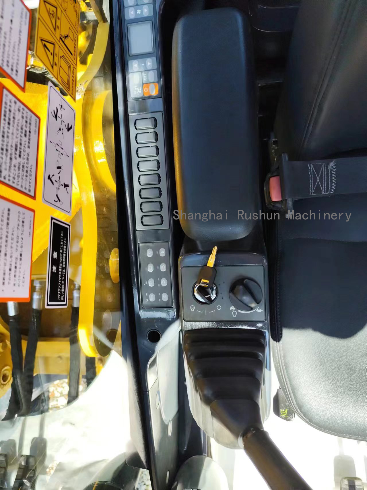 Used CAT320D2 Excavator