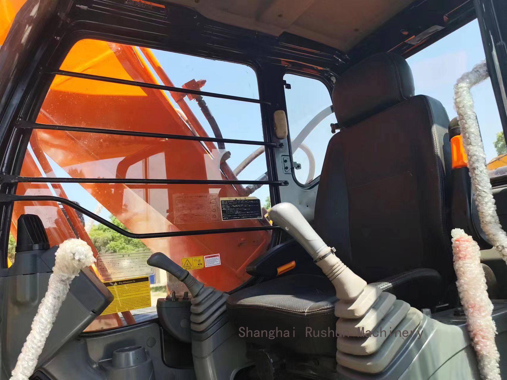 Used HITACHI ZX200-6 Excavator