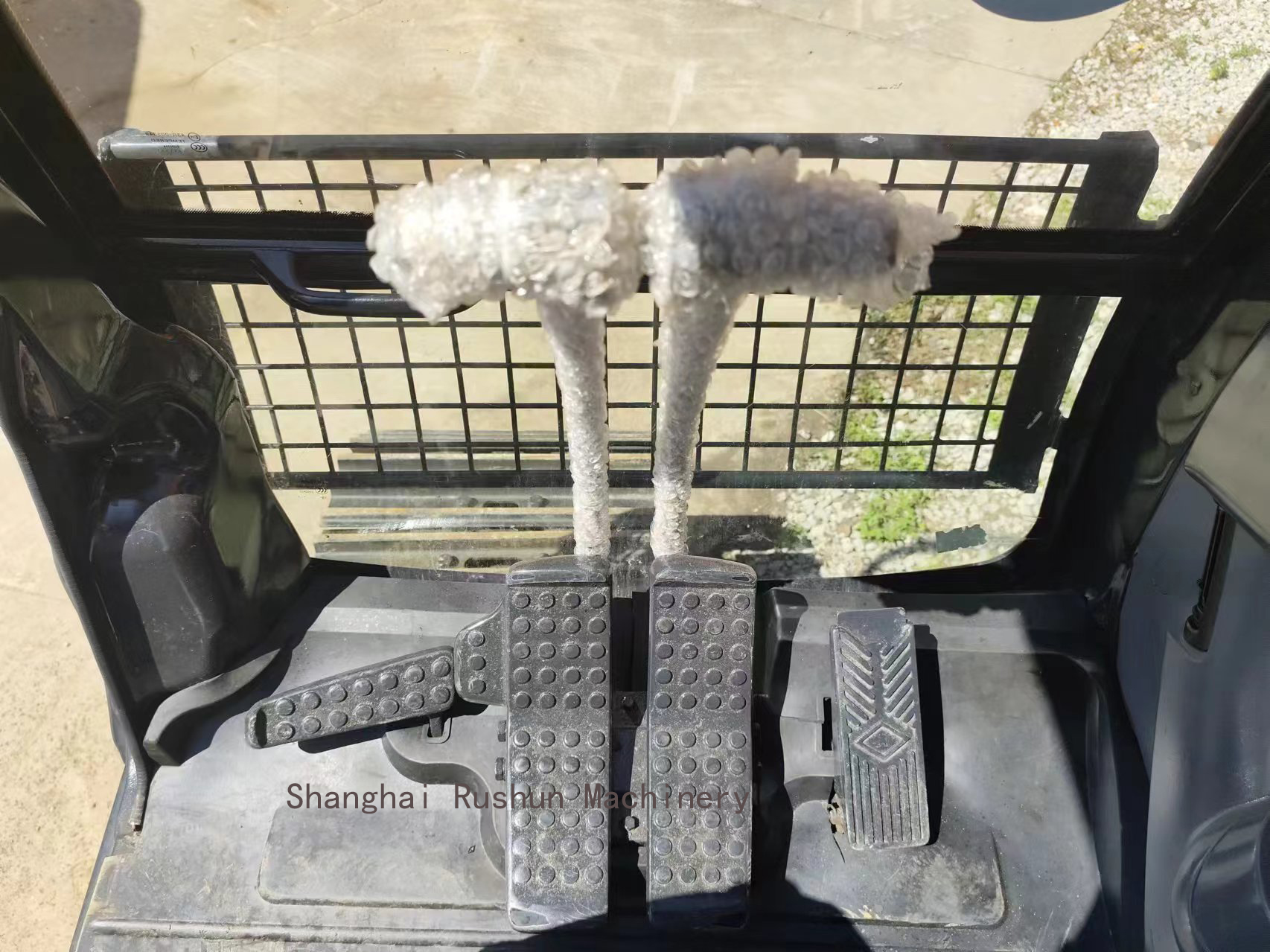 Used HITACHI ZX200-6 Excavator