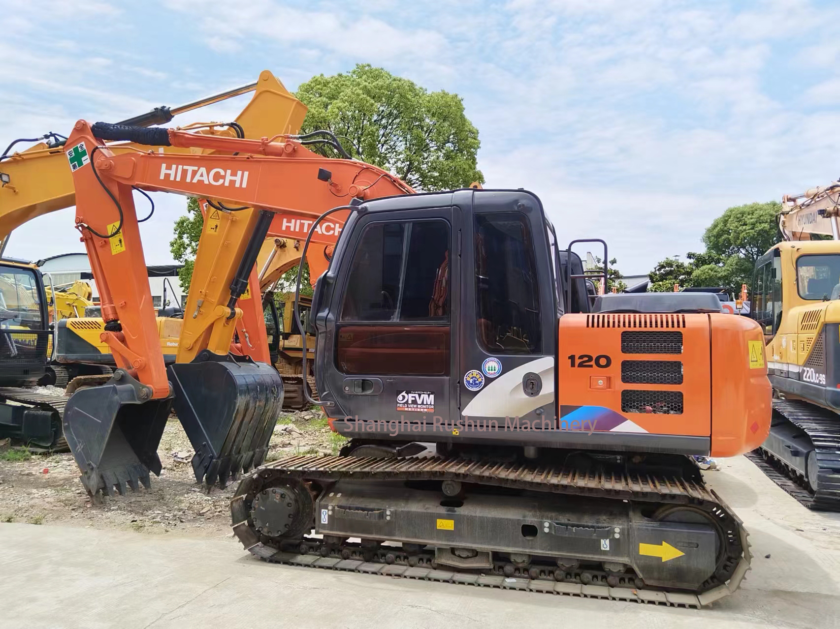 Used HITACHI 120 Excavator