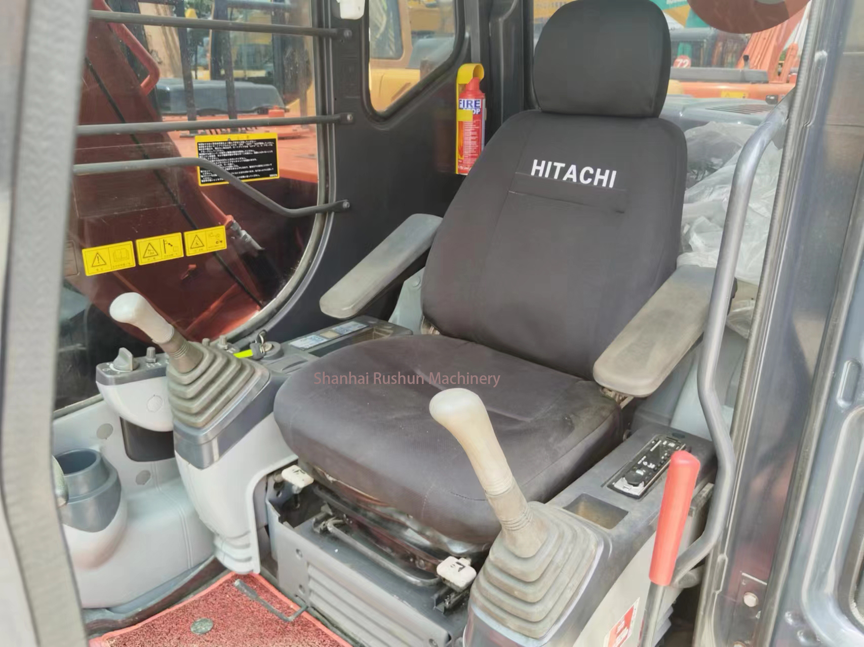 Used HITACHI 120 Excavator