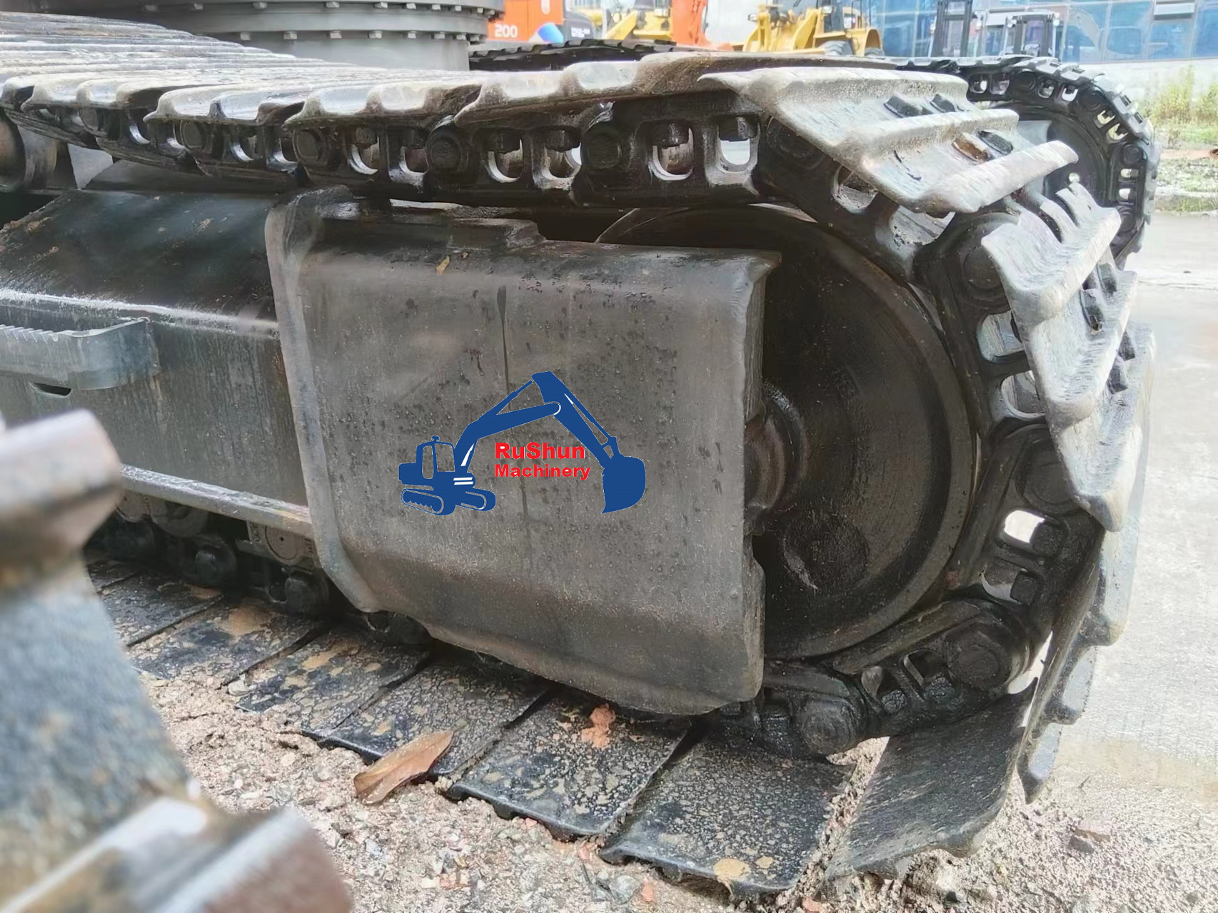 Used HYUNDAI 220-9 Excavator