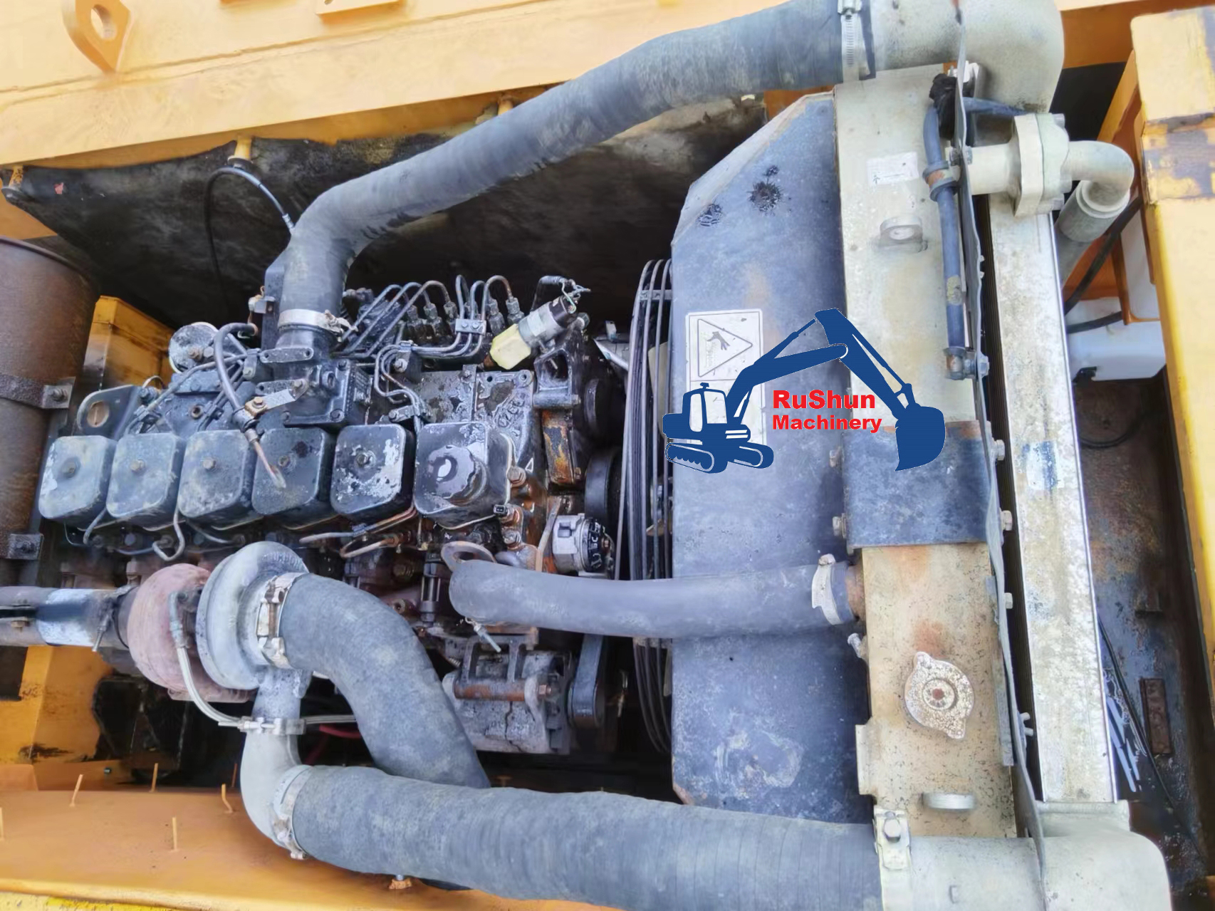 Used HYUNDAI 220-9 Excavator