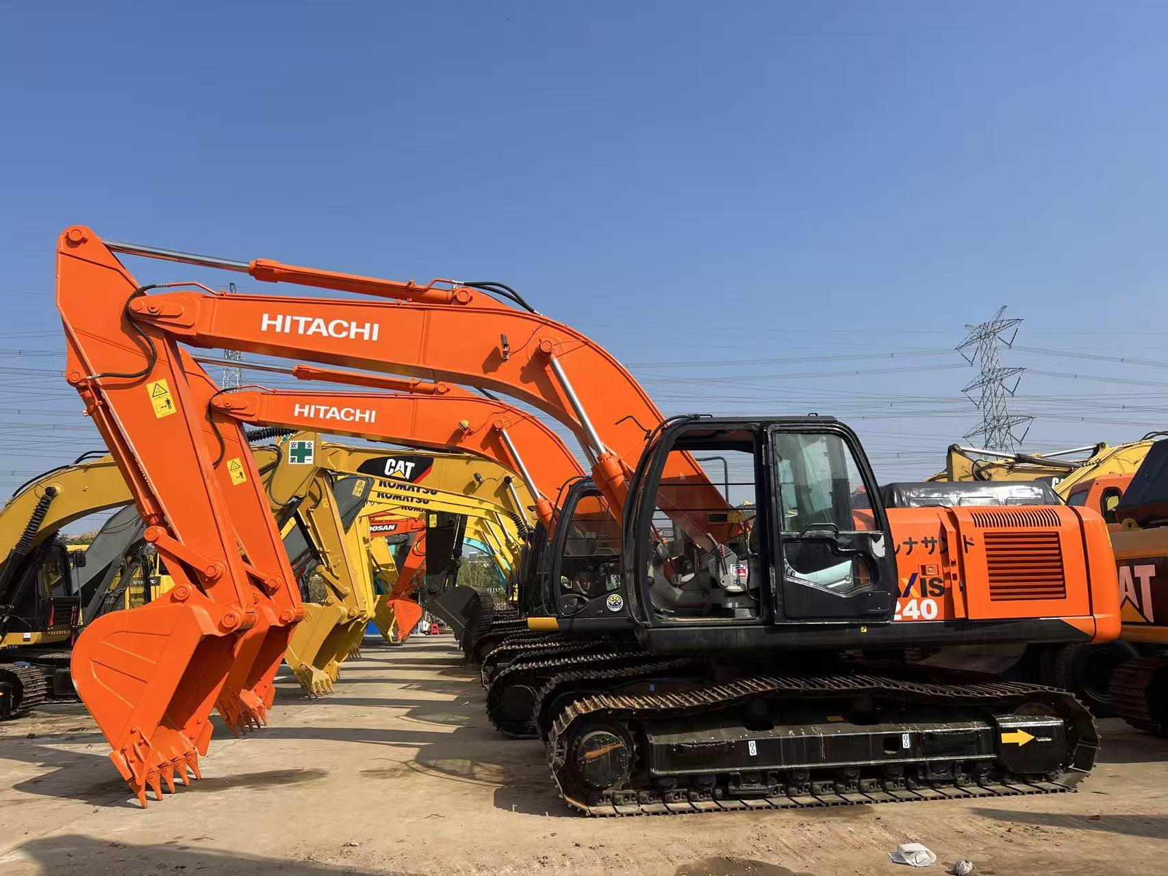 Used Hitachi zx240 Excavator  