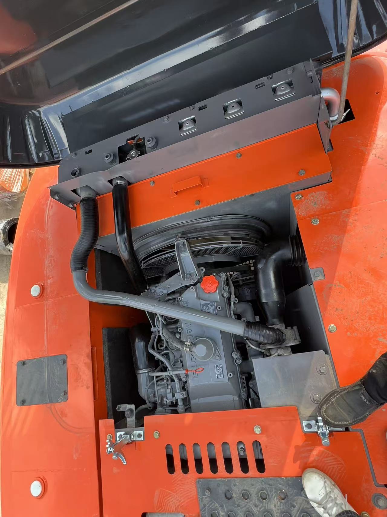 Used Hitachi zx240 Excavator  